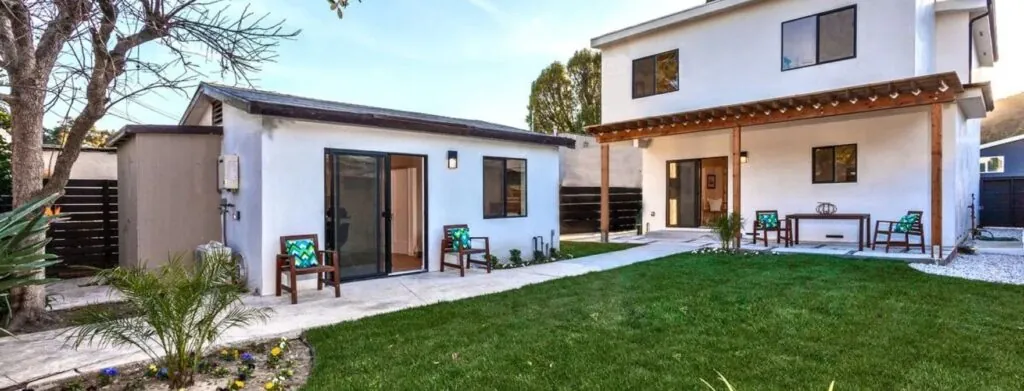 property home with accessory dwelling unit outdoor